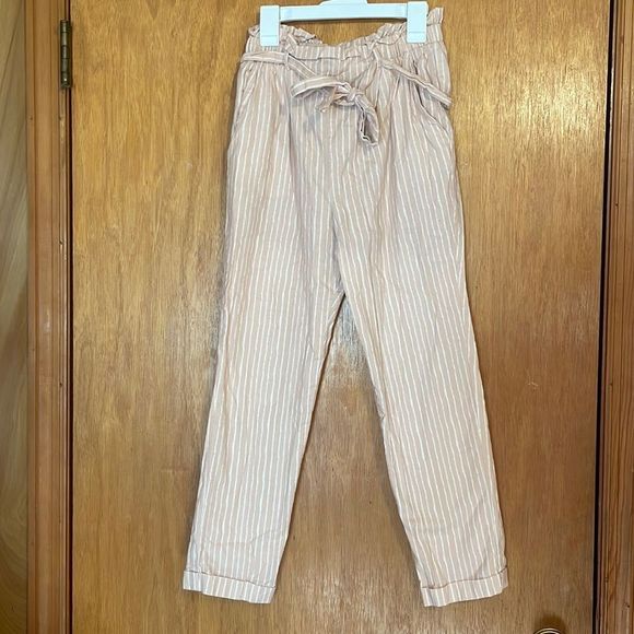 •SIENNA SKY•PINK/WHITE STRIPED PAPER BAG TROUSER PANT IN SIZE SMALL(worn once) - Picture 2 of 9